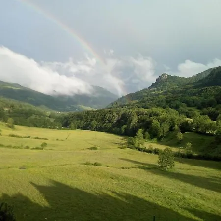 Hideaway In * Villeneuve-dʼAllier